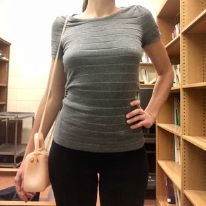 Express T-Shirt Sweater